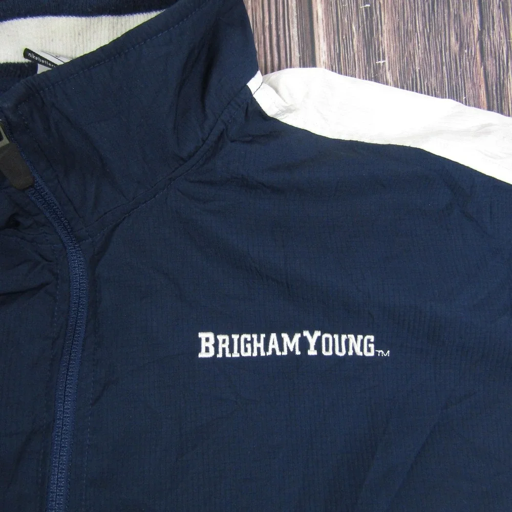 Brigham‎ Young Cougars Jacket Mens Medium Navy NCAA Football Nike Storm Fit